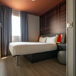 ** Hotel Easyhotel Paris Charles De Gaulle Villepinte Frankrig