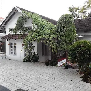 Fenn Hall 2*, Kottayam India